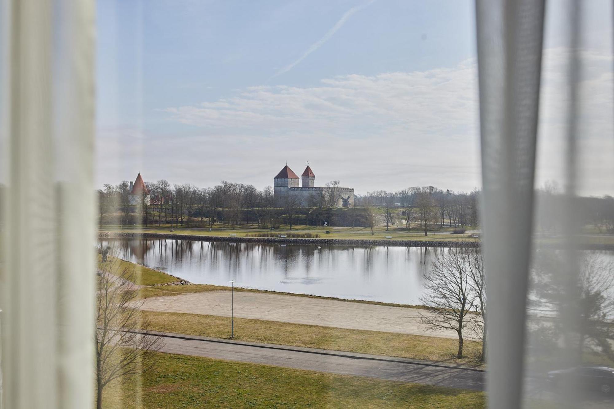 Georg Ots Spa Hotel Kuressaare Exterior photo